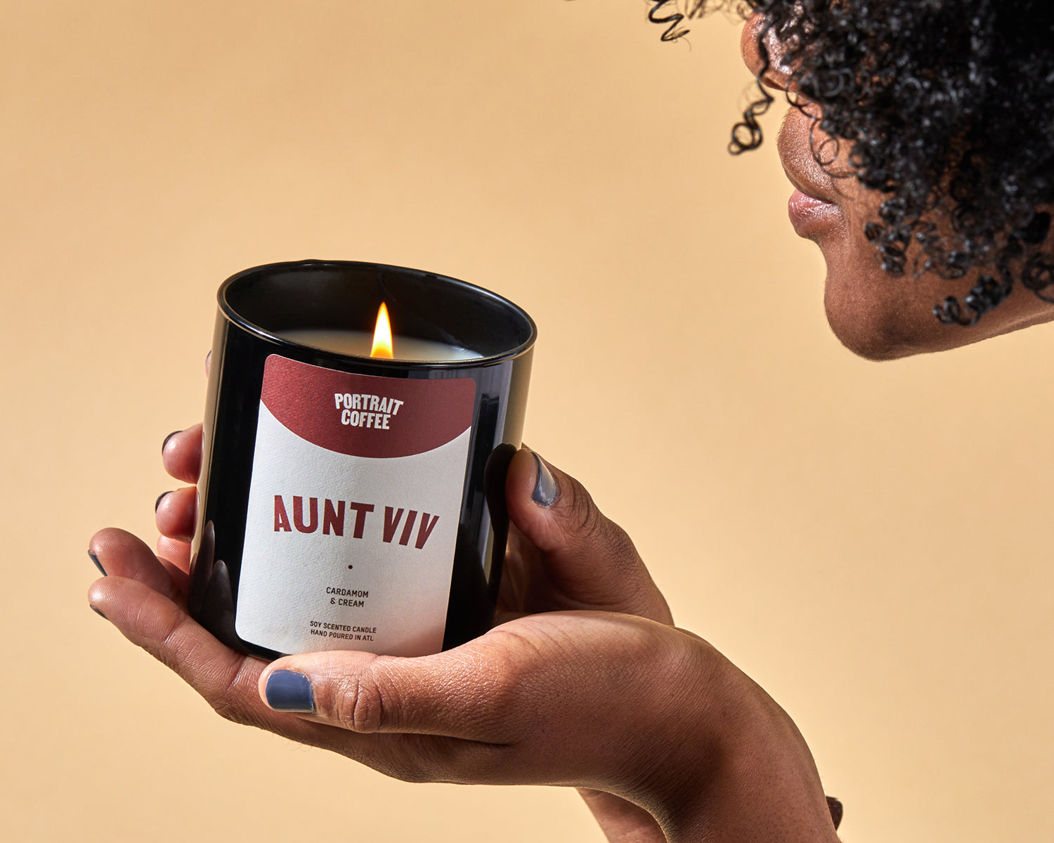 AUNT VIV - A Portrait Candle