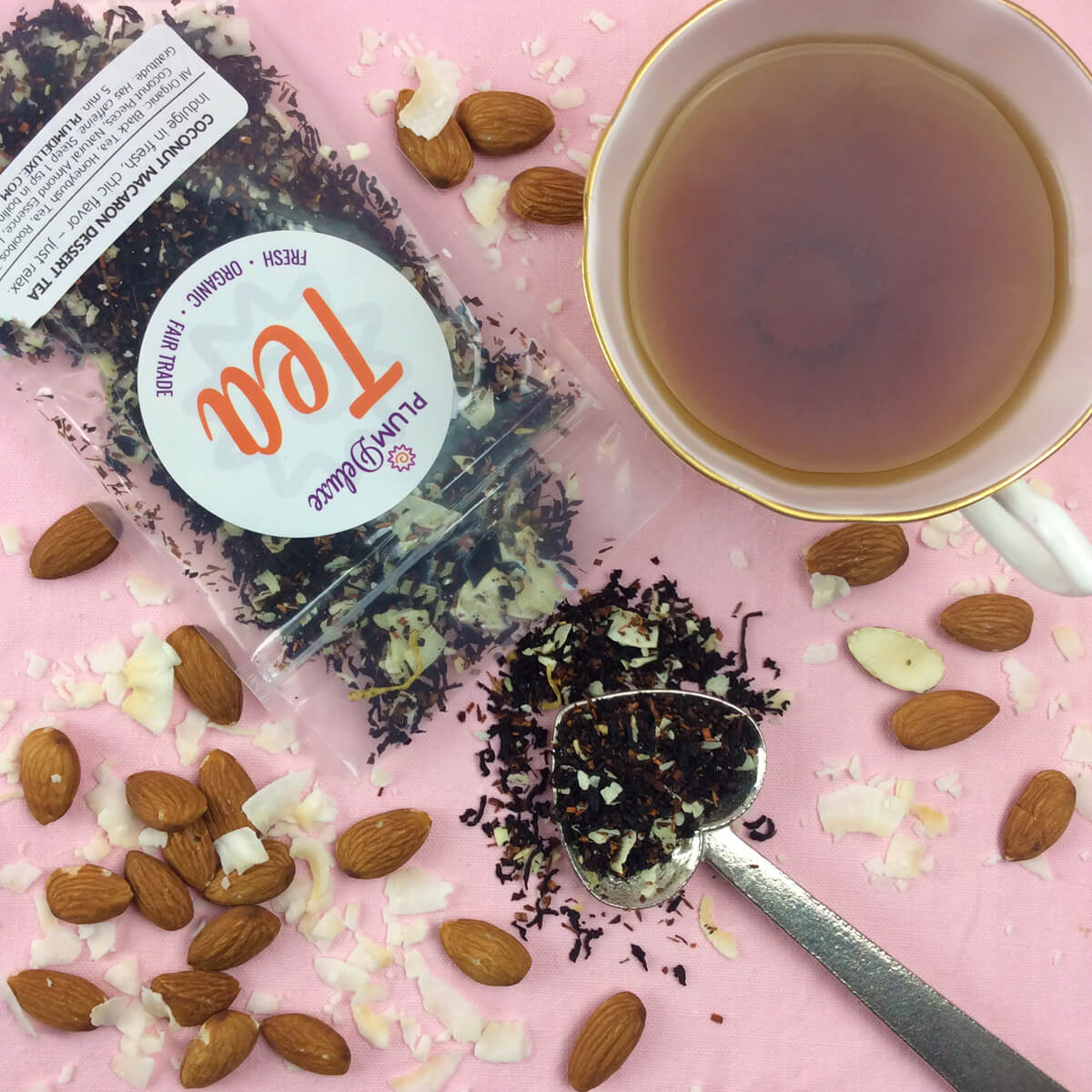 Coconut Macaron Dessert Black Tea (Coconut / Almond)