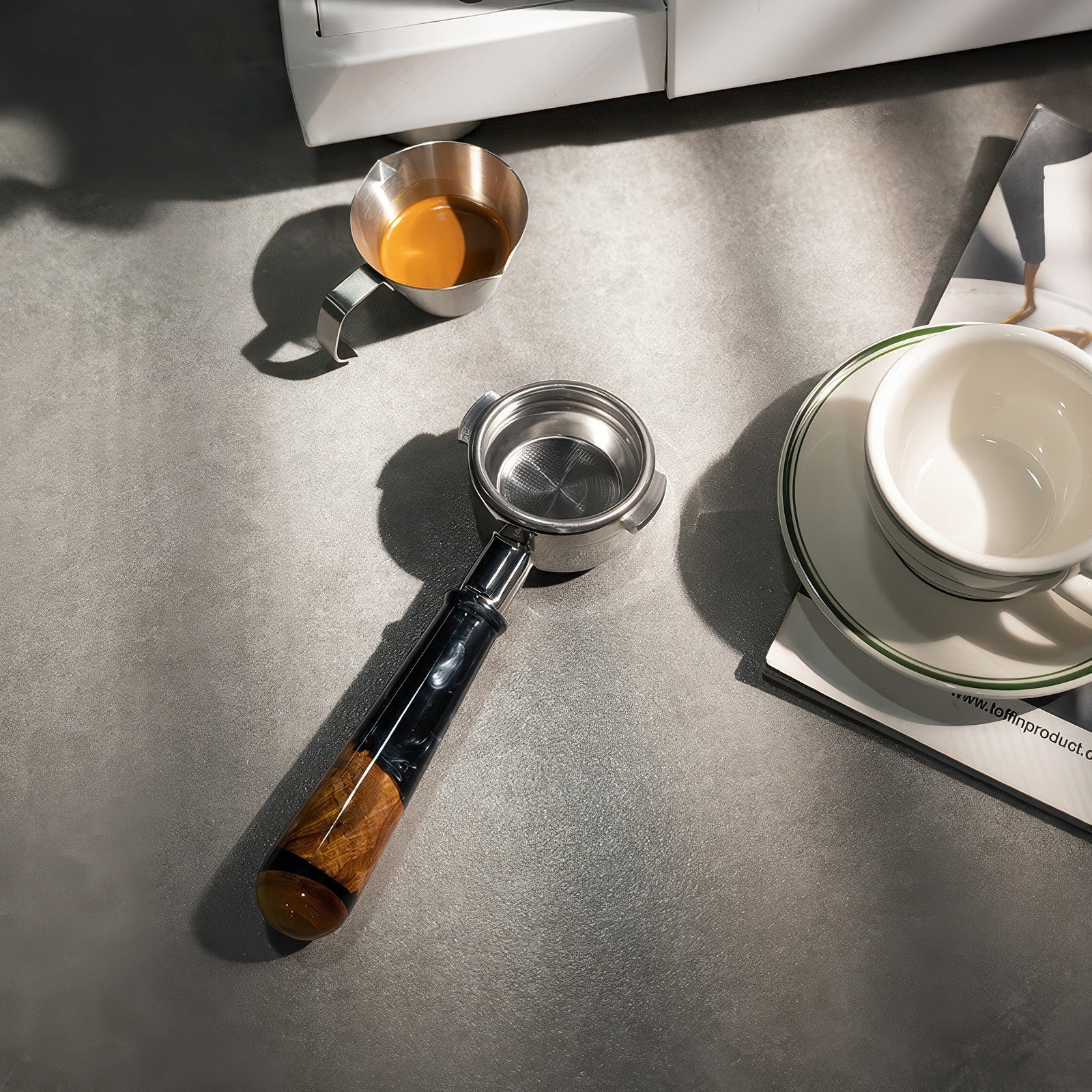 Walnut & Resin Handle Bottomless Portafilter