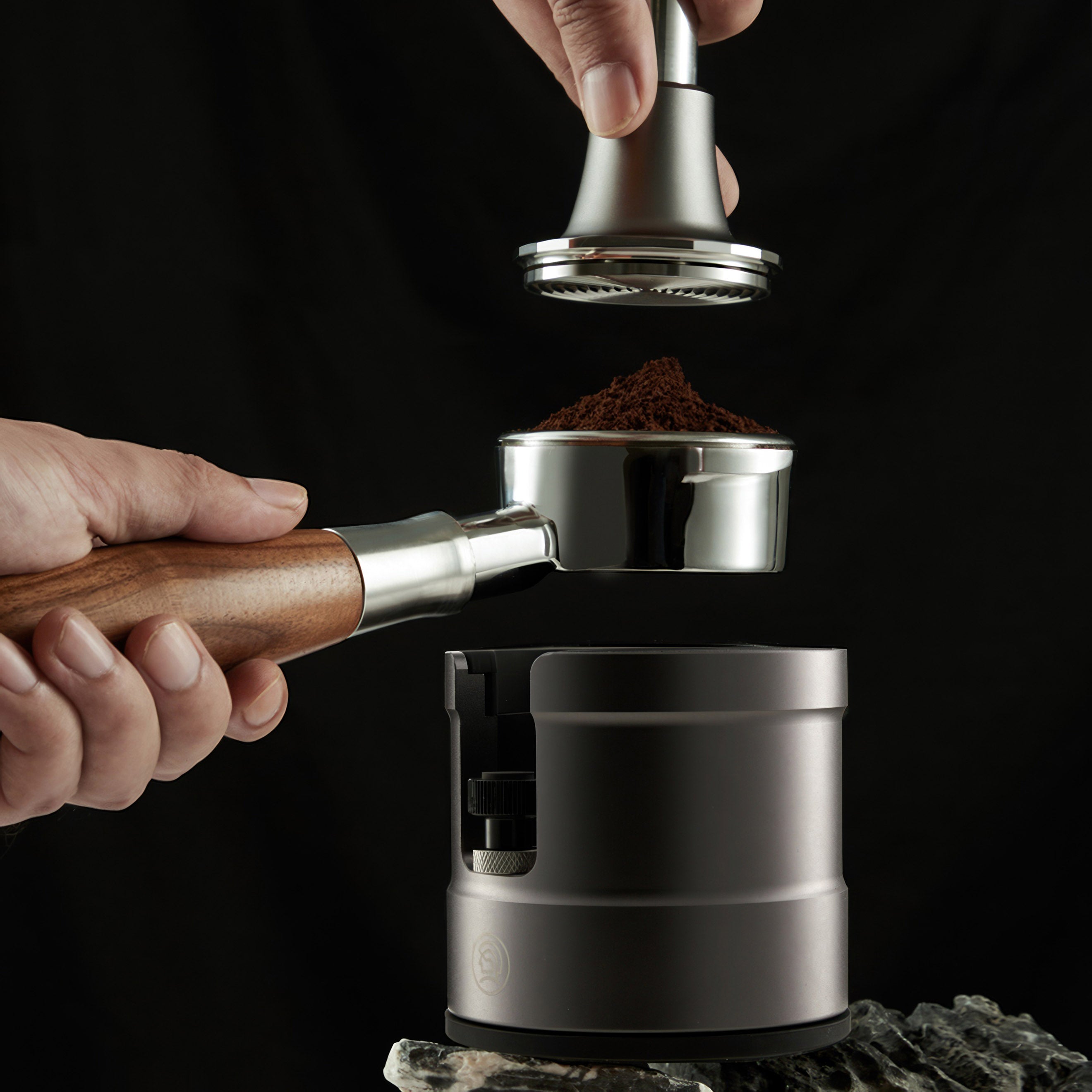 Thunder Espresso Tamping Holder