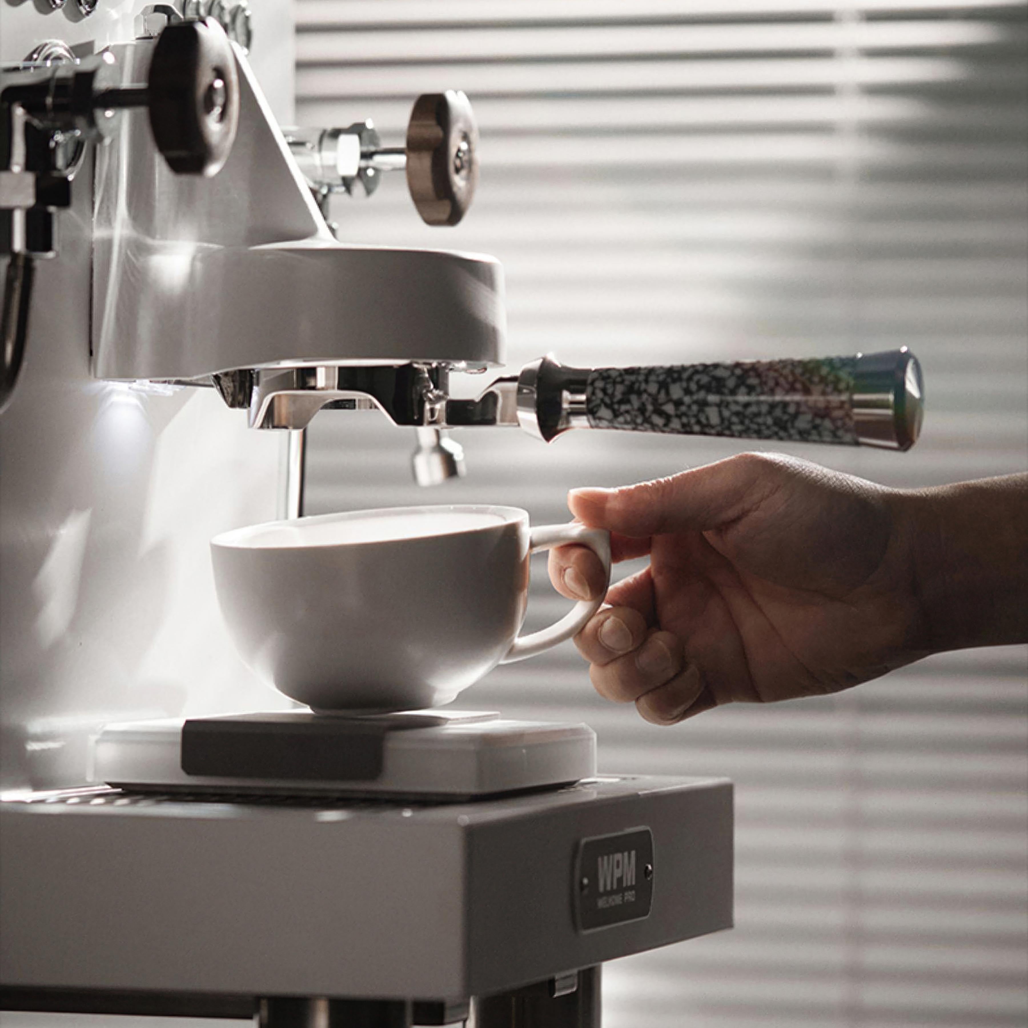 Embossed Ceramic Latte Cup 280ml