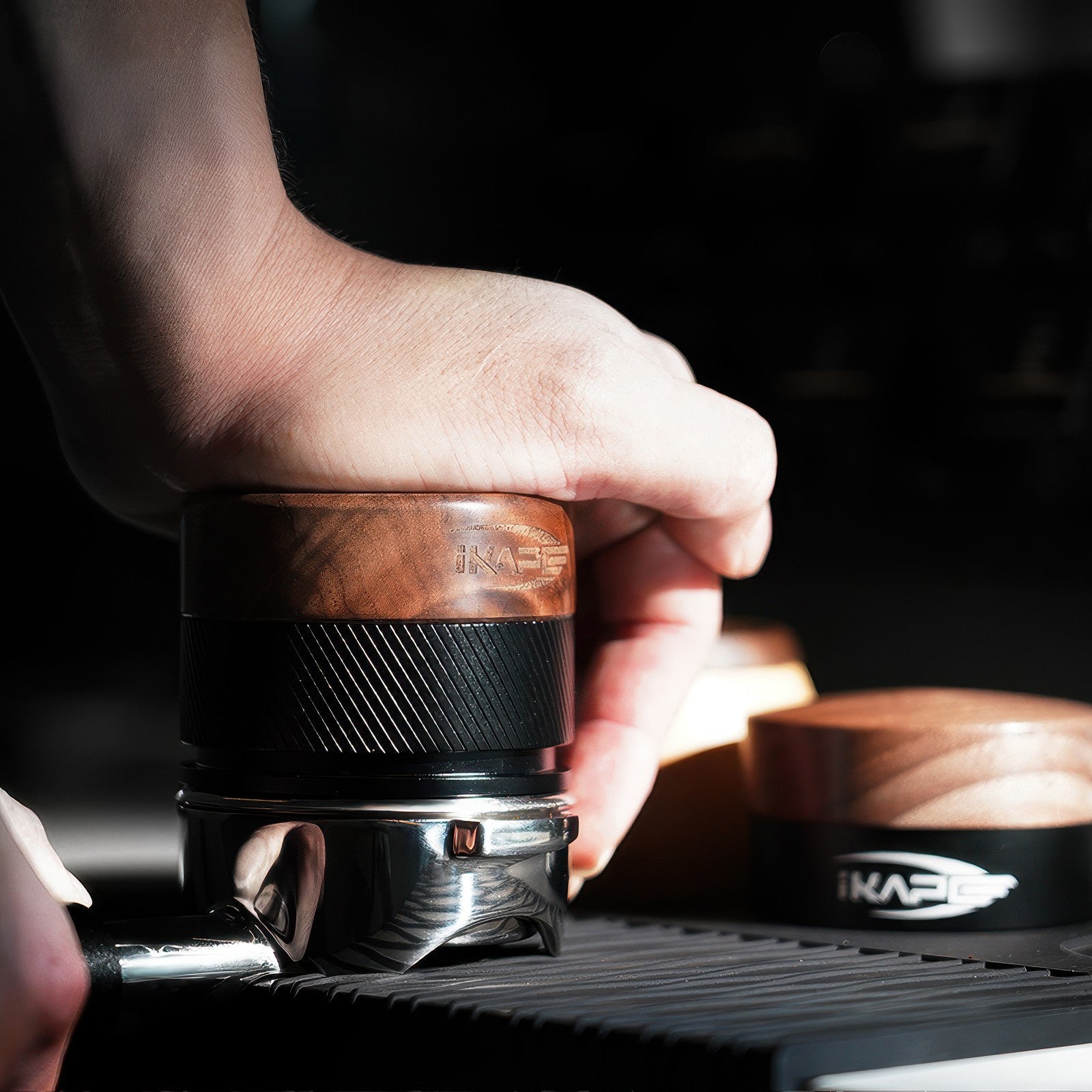 Openwork Bottomless Portafilter with High Extraction Basket