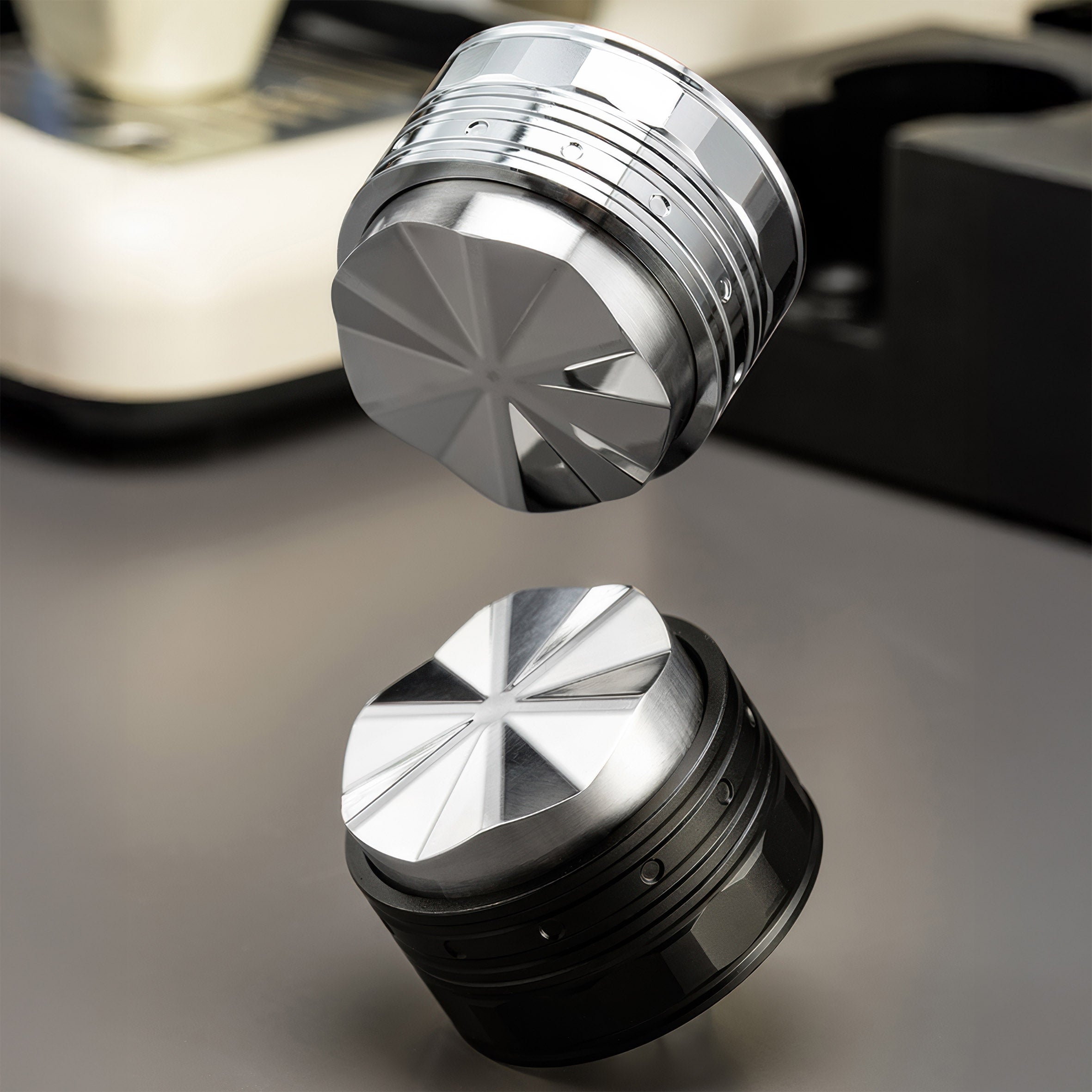 UFO Gravity Distributor - Stainless Steel Leveler