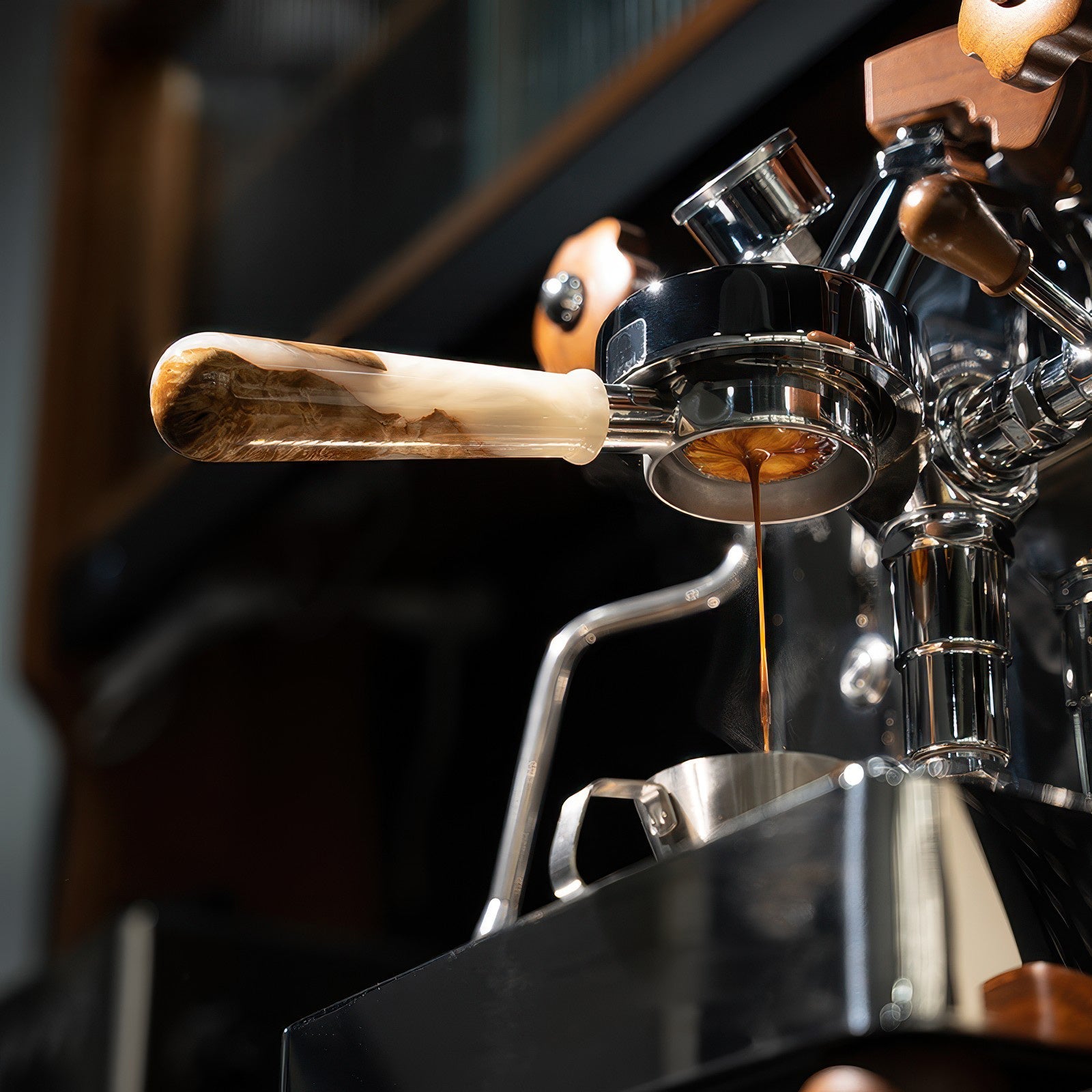 Walnut & Resin Handle Bottomless Portafilter