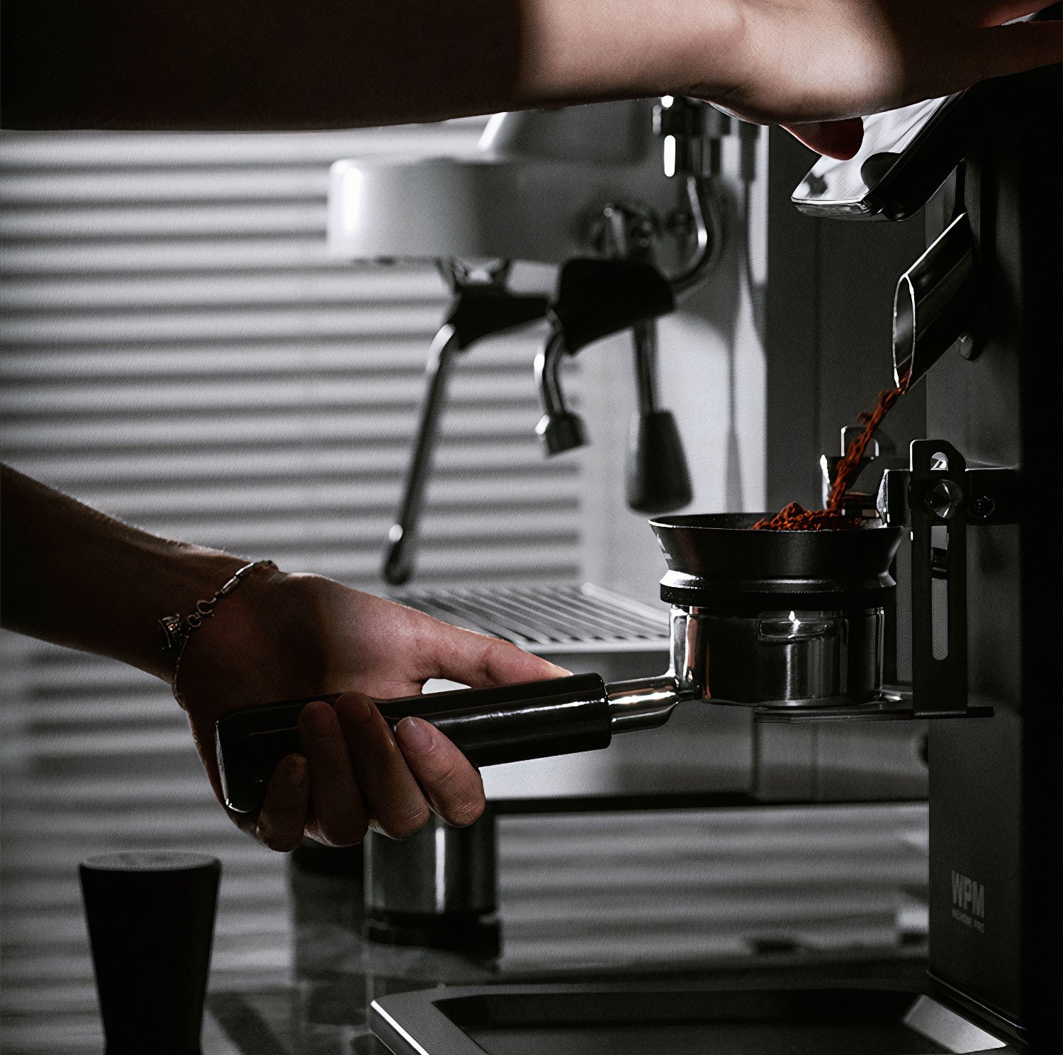 Barista Magnetic Espresso Dosing Funnel