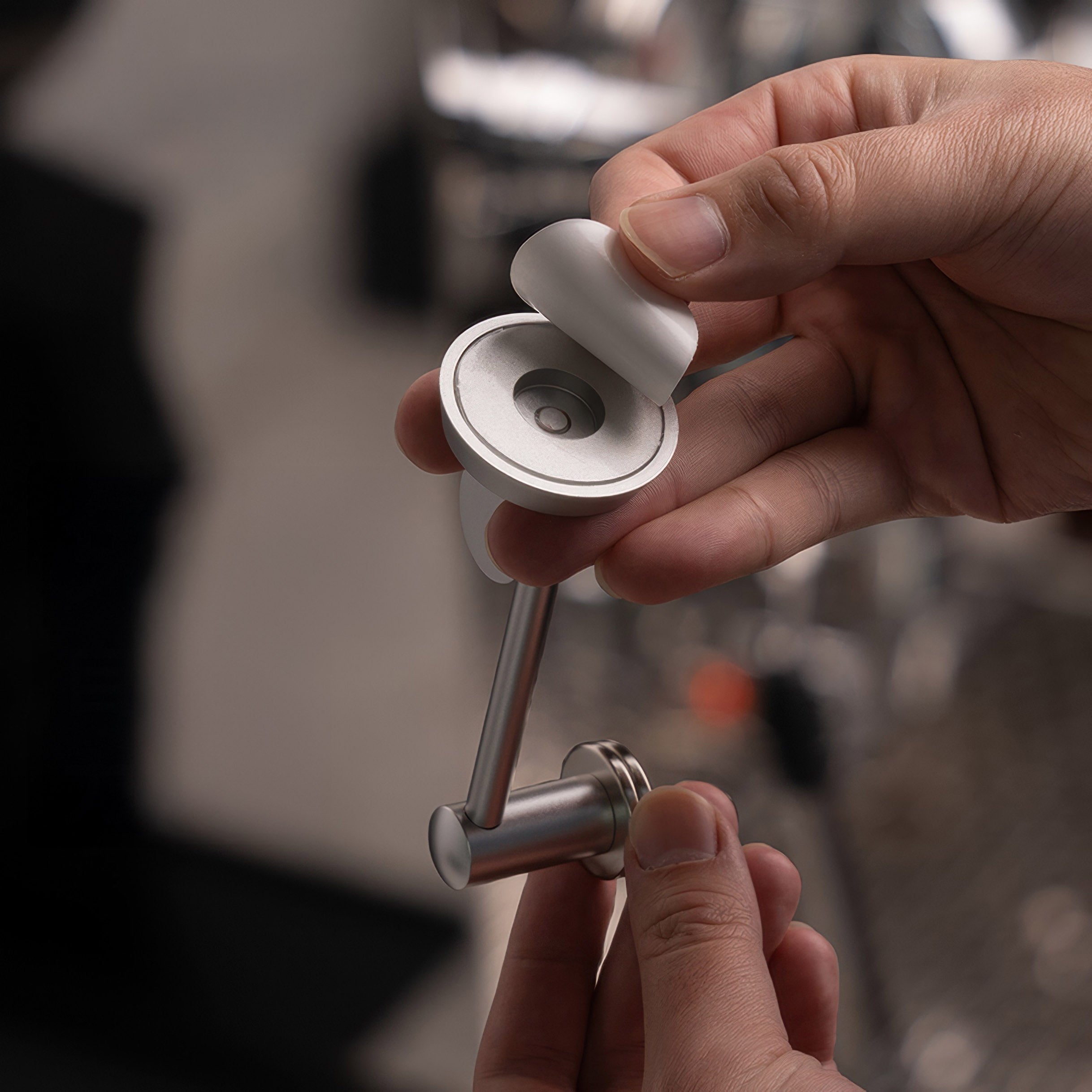 Multi-Function Magnetic Puck Screen Holder