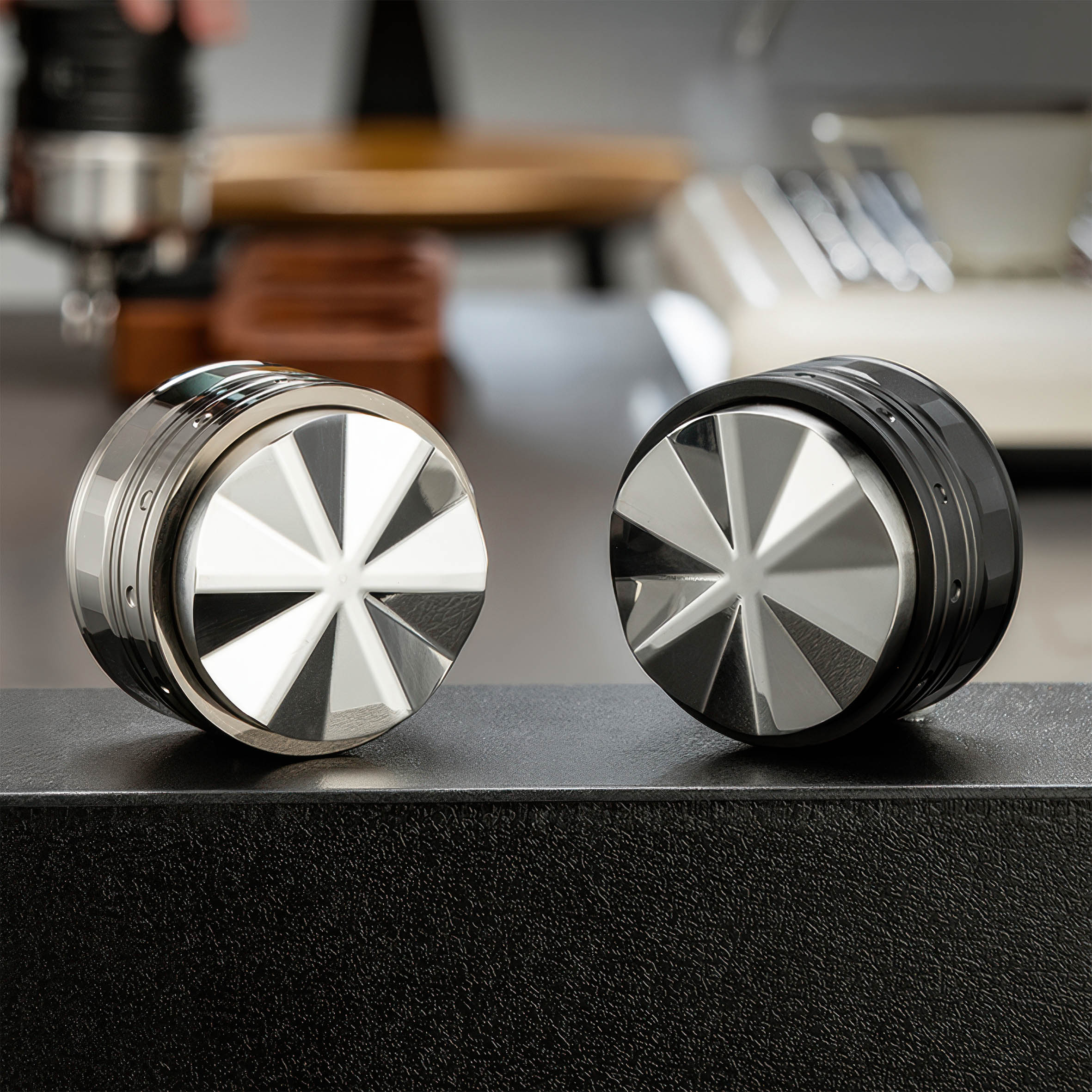 UFO Gravity Distributor - Stainless Steel Leveler