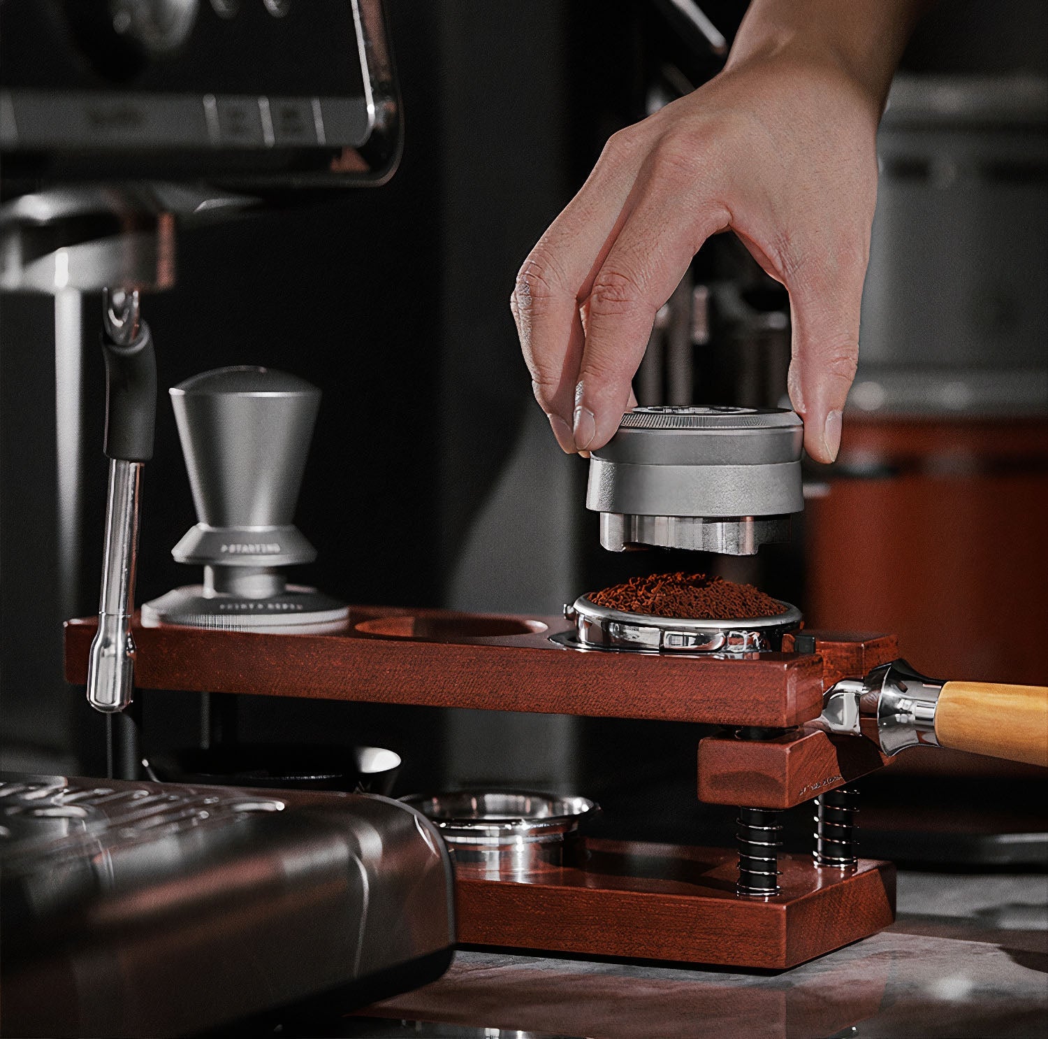 Espresso Tamping Holder with Spring Feedback - Thumbnail 5