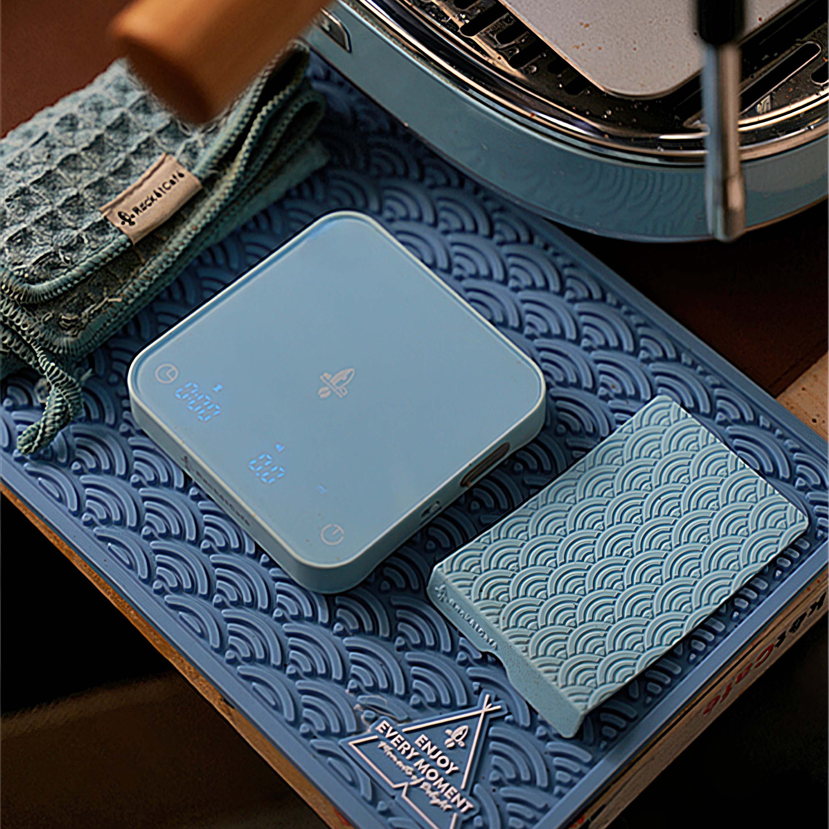 Rocket MiniPlus Coffee Scale - Timer & Ratio Calculator